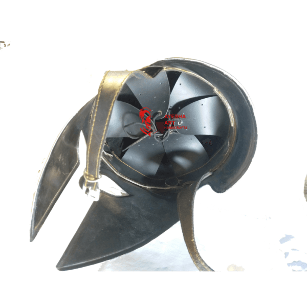 Corinthian-helmet