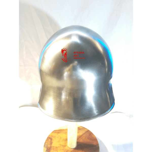 Corinthian-helmet