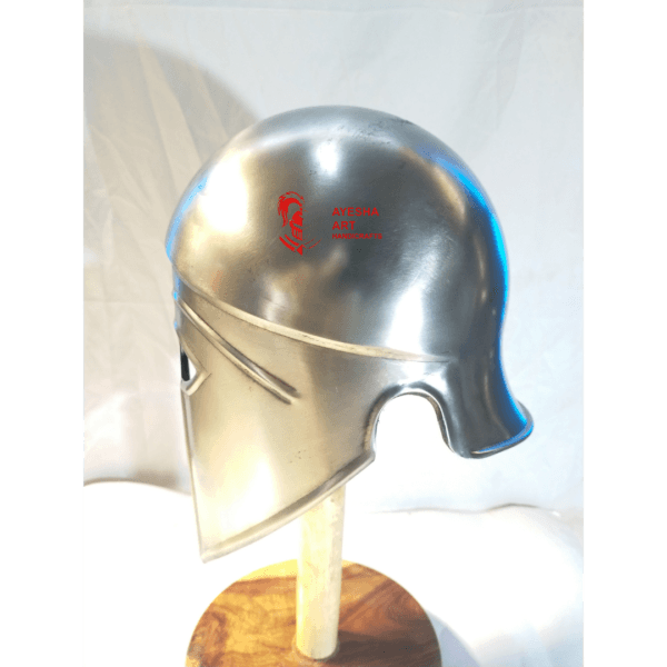 Corinthian-helmet